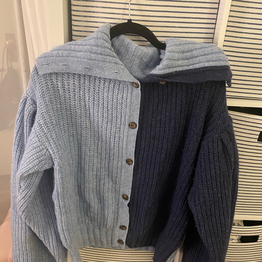 Something navy two-toned blue sweater